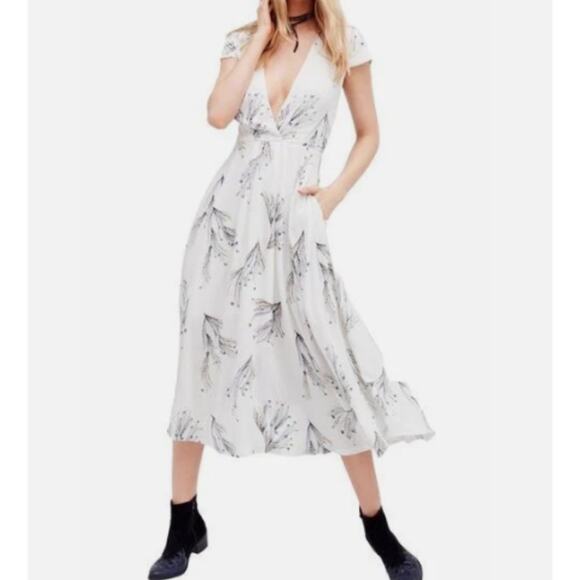 Free People Dresses & Skirts - Free People Women's Floral Retro Midi Dress 4 V-Neck Boho with Pockets